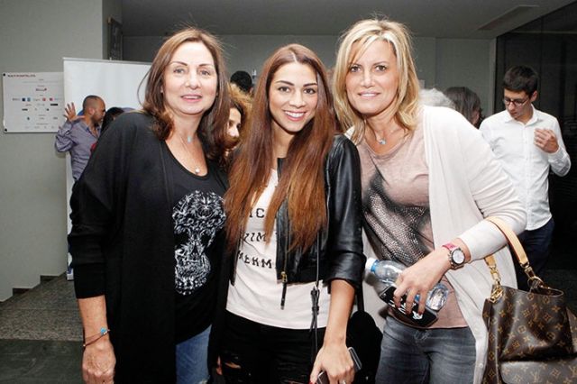 ناديا وسناء و زينب