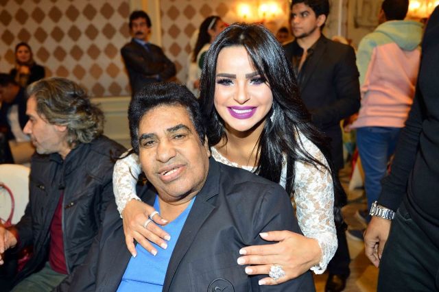 بالصور - شاهدوا عدوية والنجوم يحتفلون بمناسبتين مع فنانة مصرية... إليكم التفاصيل