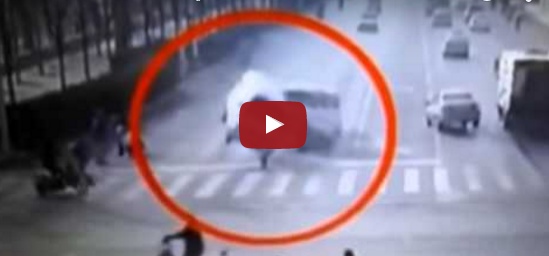 لغز حادث غريب ظهر في فيديو هزّ العالم وعجز عن تفسيره الملايين... هل تستطيعون حلّه؟