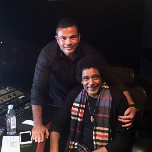 مفاجأة كبيرة بين عمرو دياب ومحمد منير..