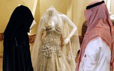 زواج سعودي من خادمته الأثيوبية يشعل شبكات التواصل الإجتماعي