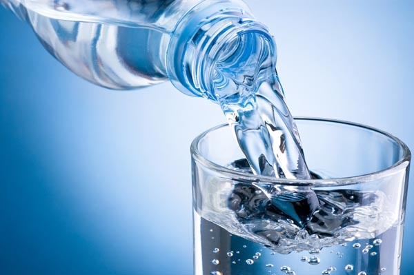 في دراسة حديثة: يجب شرب الماء باعتدال!