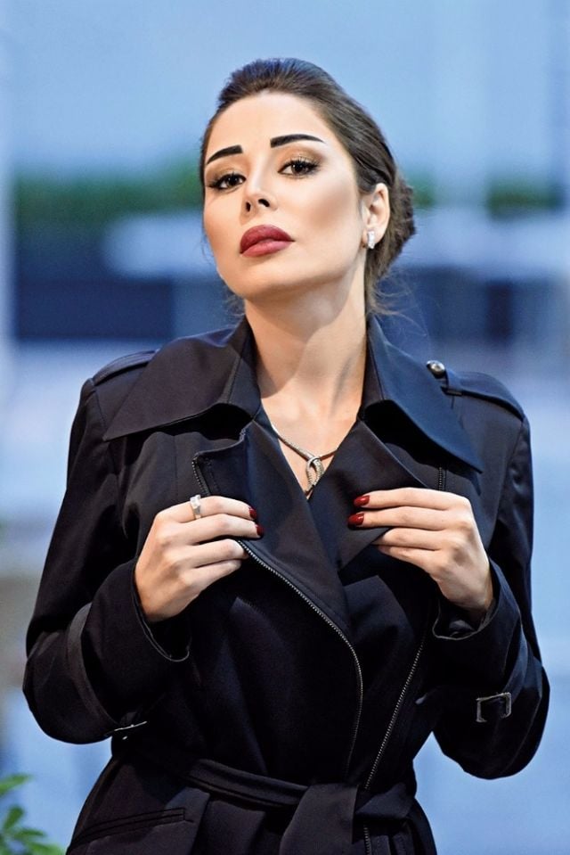 خلود عيسى:	المرأة السورية ليست مجرّد ثرثارة في الحارات الشعبية...