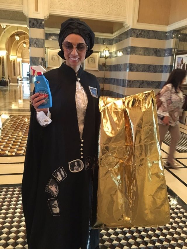 زي سينمائي بامتياز وحنين إلى السينما المصرية القديمة