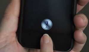 أخيراً... آبل تطلق خدمة "Siri" بالعربية