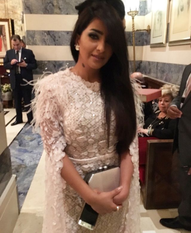 ما رأيكم بإطلالة الممثلة العمانية بثينة الرئيسي؟