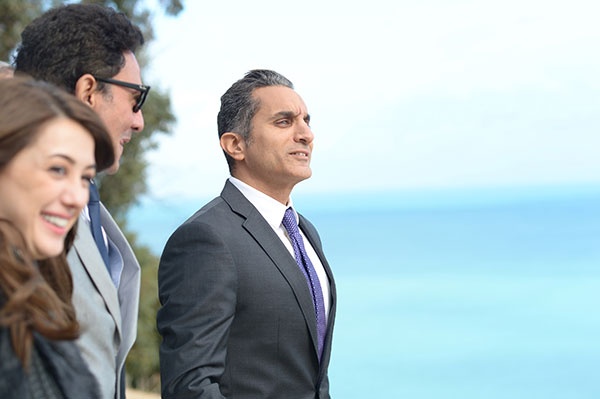 إطلالات باسم يوسف في حفل ختام مهرجان قرطاج وماذا عكست من شخصيته