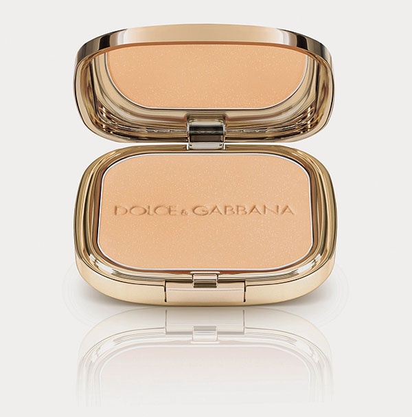 ترف مطلق Dolce & Gabbana The Illuminator in EVA no.03.  