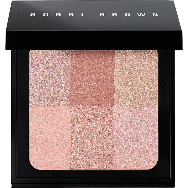معززة للإشراق Bobbi Brown Brightening Brick in Pink.