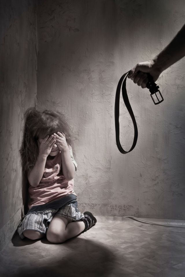 العنف الأسري جرائم مؤلمة ترتكب باسم التربية