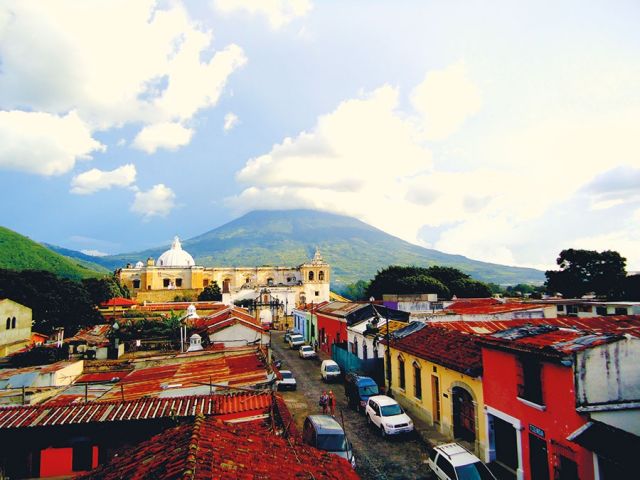 إنه الشتاء استعدي لرحلة في مهرجاناته