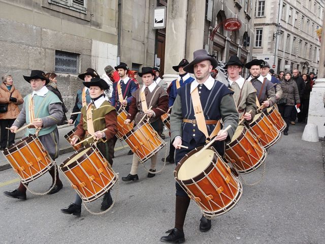 مهرجانا القبض على سانتا، وإيسكالاد- الشوكولا في سويسرا