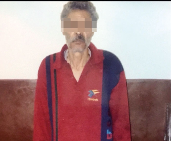 كيف عاقب عجوز زوجته على طلب الطلاق؟