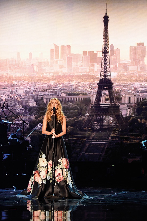 أجمل فستان مطبّع سيلين ديون