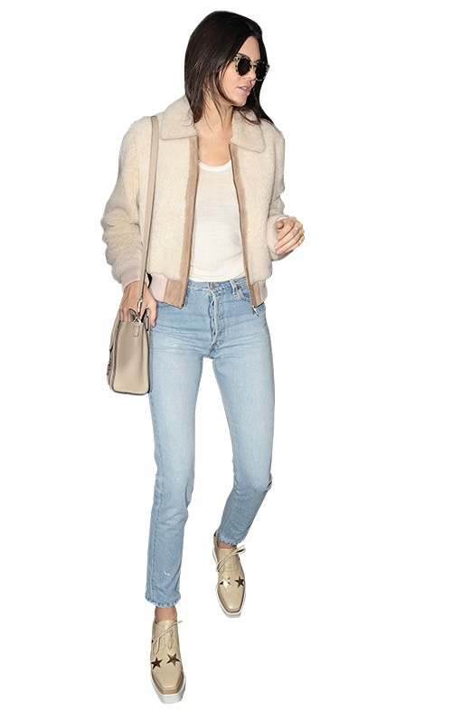 أفضل إطلالة بالجينز كيندال جينير