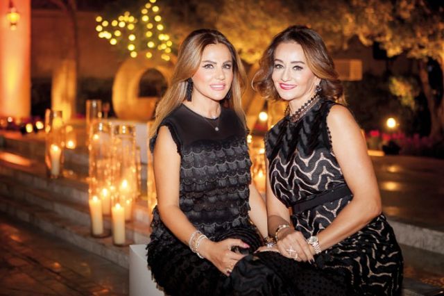 رولا جمعة وصديقة