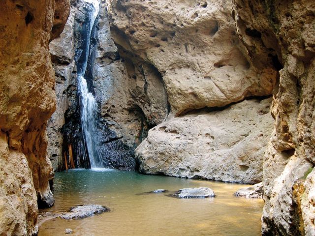 جزر سيميلان العائمة في بحر أندمان في تايلاند 