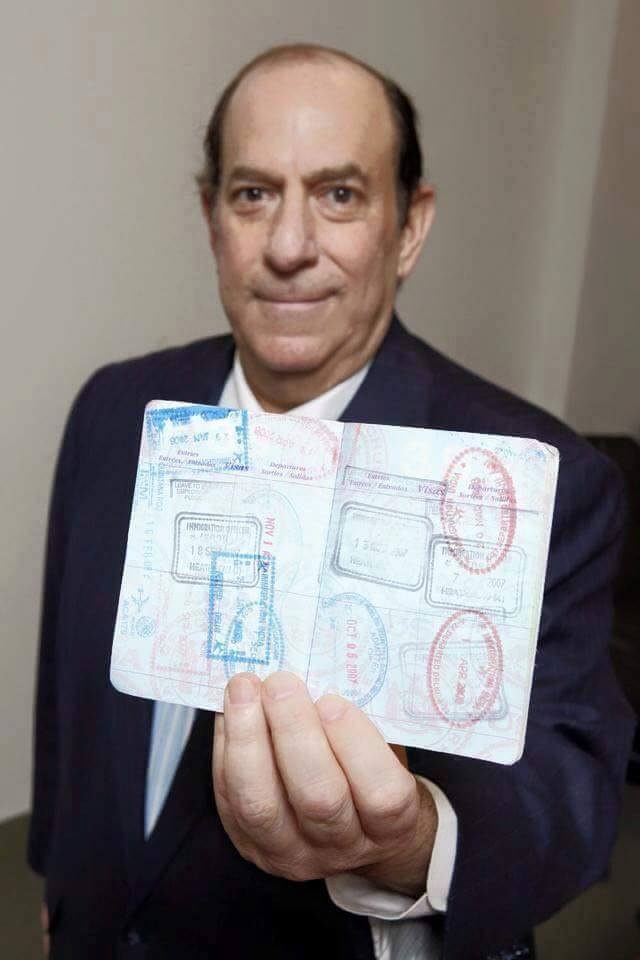 قصة صادمة - مسافر يكلّف خطوط الطيران 21 مليون دولاراً وأكثر من 10 آلاف رحلة