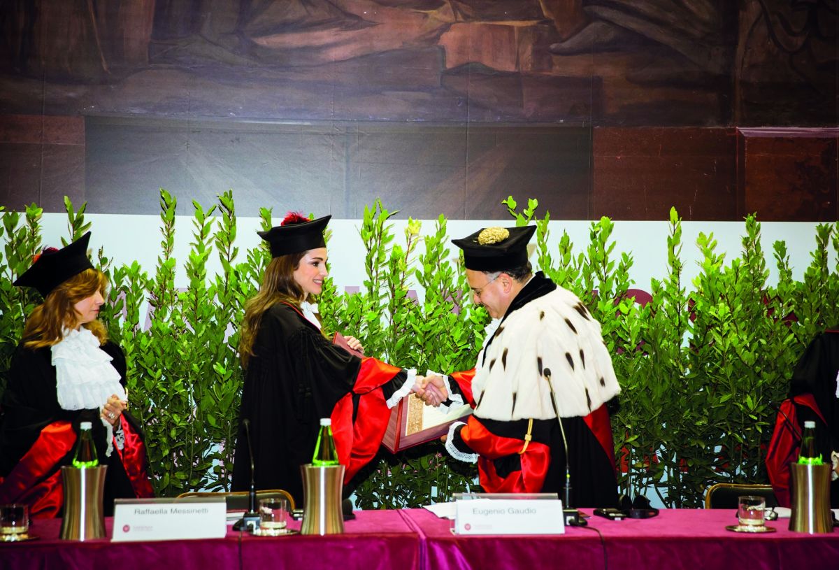 الملكة رانيا: الإرهاب يهدف إلى طمس أغنى بقاع الأرض وأكثرها تنوعاً ثقافياً