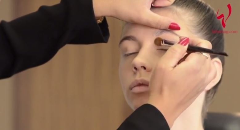 طبقي هذا الماكياج اليومي بخمس دقائق فقط