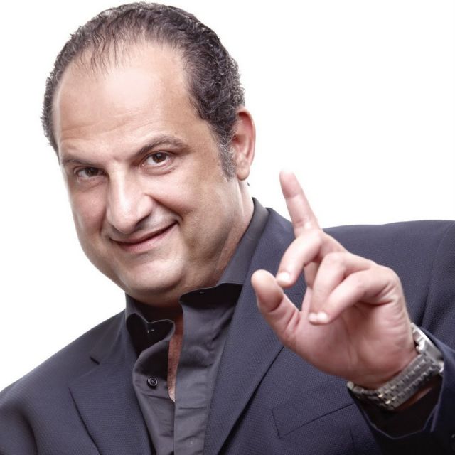 بالفيديو  - رسالة من خالد الصاوي لمرضى فيروس سي.. وماذا عن حالته الصحية؟