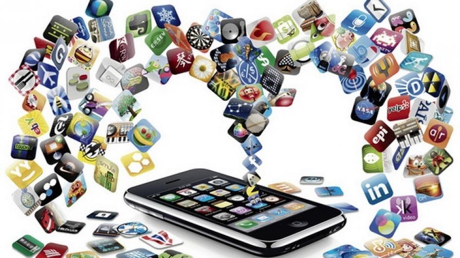 تطبيقات إحذروا من تنزيلها على الهاتف.. الرقم 2 سيصدمكم