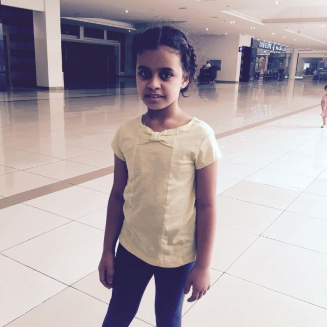 والد الطفلة تمارا يكشف تفاصيل حادث دهسها: ابنتي ماتت أمام عيني!