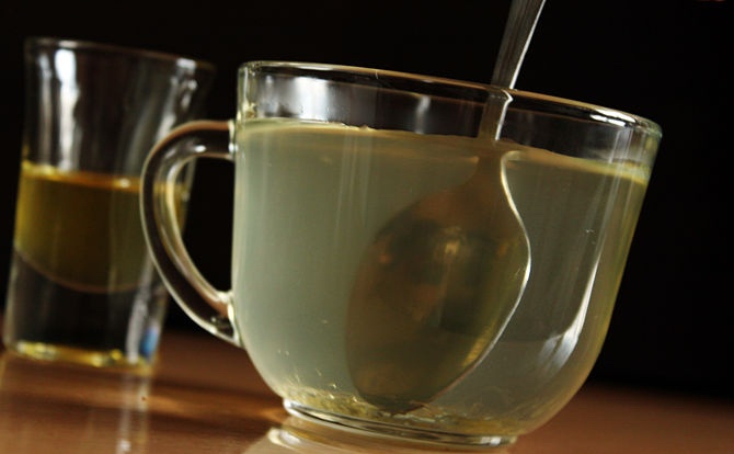 مشروب سحري من الماء والعسل.. تعرفوا على فوائده؟