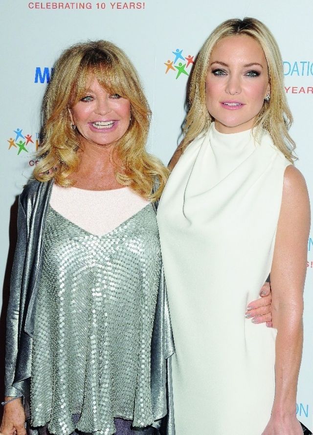 غولدي هاوون وابنتها كايت هادسون