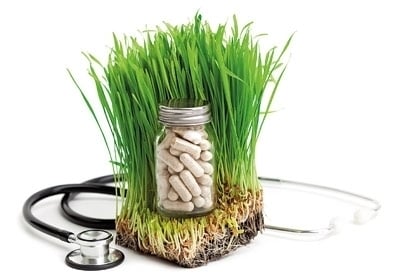 غالبية ضحاياه من النساء: النصب باسم  الطب البديل!