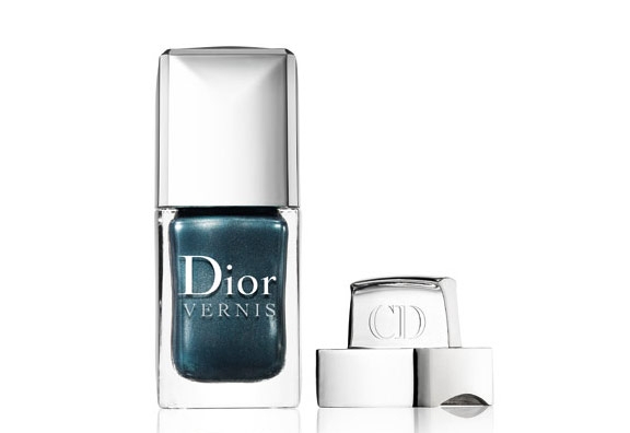 ألوان أنيقة لأظافرك هذا الموسم