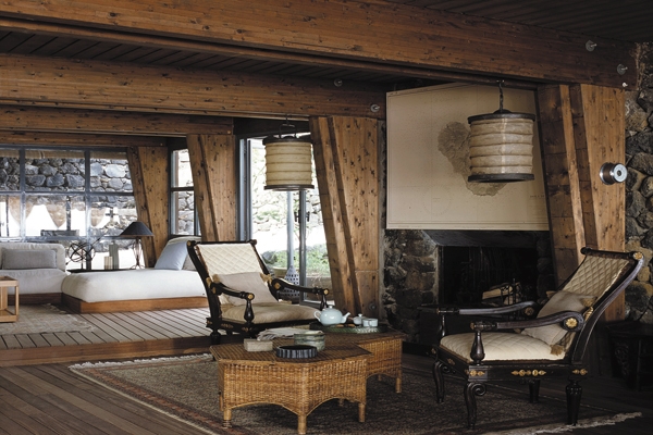 جورجيو أرماني يفتح أبواب بيته في بانتيليريا: 'هذا هو المكان الذي أرتاح فيه'