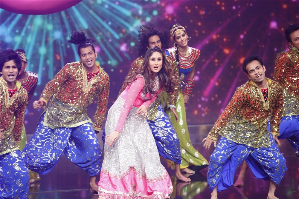 كارينا كابور تعلن انطلاق قناة 'MBC بوليوود' في حلقة عالمية من Arabs Got Talent