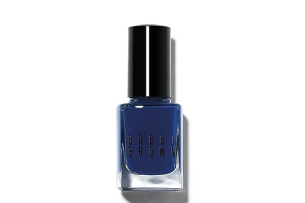 أزرق بلون البحر <br />