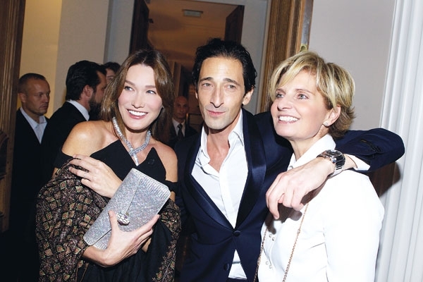 كارلا بروني وادريان برودي وسابينا بيللي