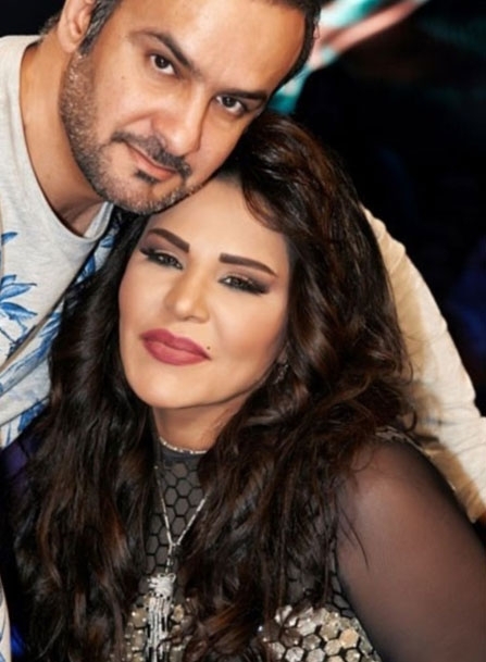 مع حبيبي وعمري وحياتي وأبو عيالي مبارك الهاجري