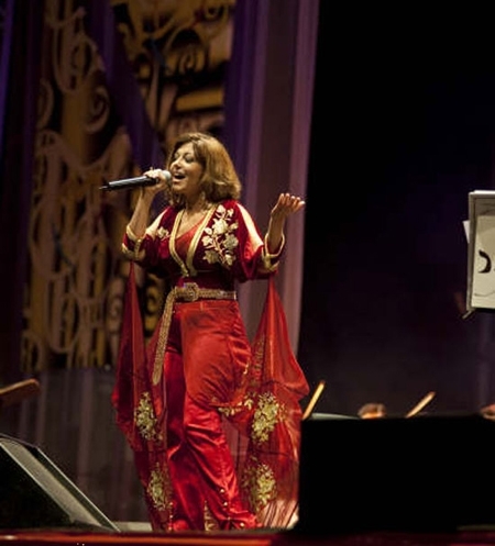 مهرجان 'موازين' ينطلق مع كايلي مينوغ وينتهي بكارثة