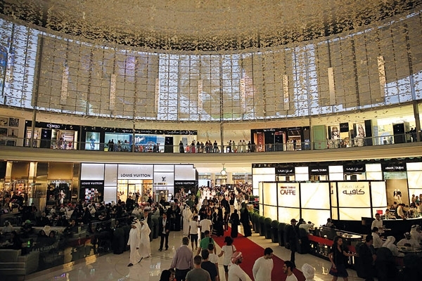 جانب من الاحتفالية في «دبي مول»