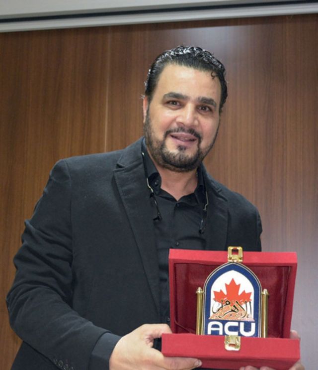 تكريم مجدي كامل
