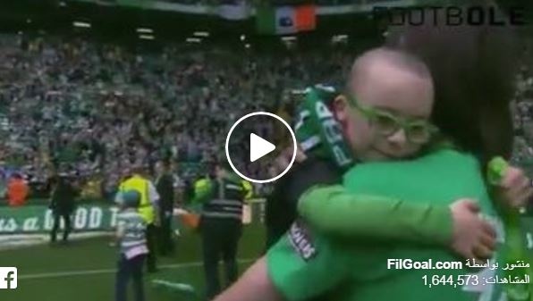 بالفيديو- هكذا تعلمنا كرة القدم الاحترام...