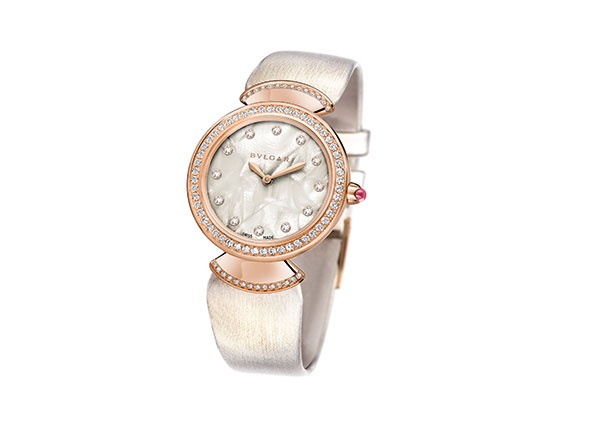 ساعة  Diva الجديدة من
BVLGARI 
أناقة مطلقة