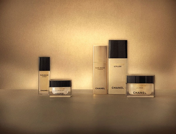 10 سنوات مكللة بالنجاح في عالم الجمال منذ ابتكار كريم Sublimage منقذ البشرة من Chanel