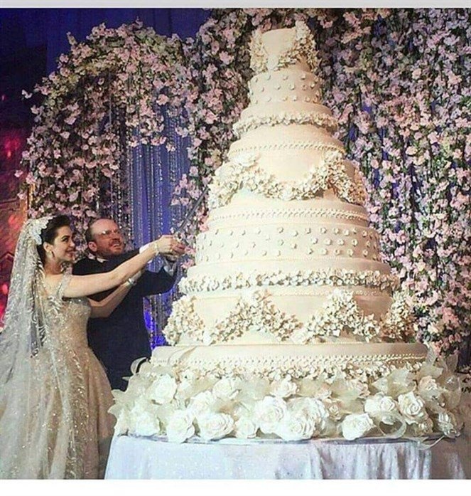 بالصور - عرس سوري يكلف مليوني دولار يثير جدلاً في العالم!