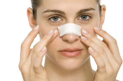 خلطة سحرية لتصغير الأنف.. جربوها