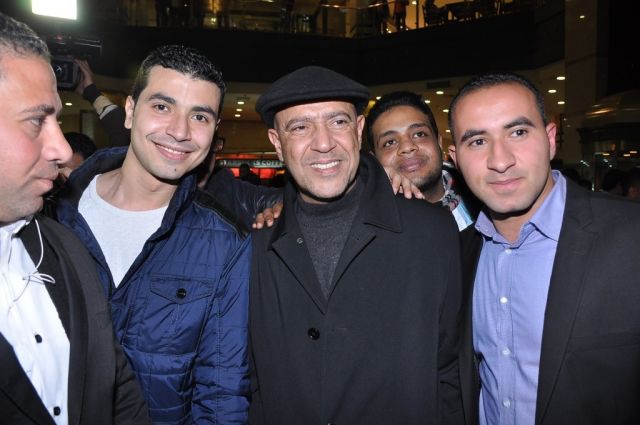 بالصور - كيف كشف محمد إمام عن شكله الجديد؟