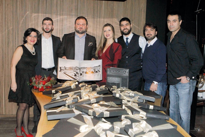 عالم Panerai الفاخر في كتاب