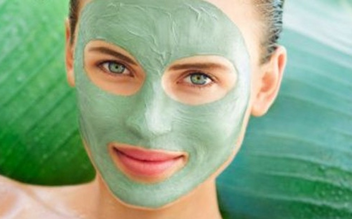 3 وصفات طبيعية لعلاج تجاعيد الوجه