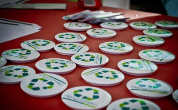 مصري يجني مليوني دولار سنوياً من النفايات الإلكترونية... إليكم تفاصيل قصته