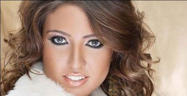 كيف احتفلت مي كساب بعيد ميلاد صديق زوجها؟