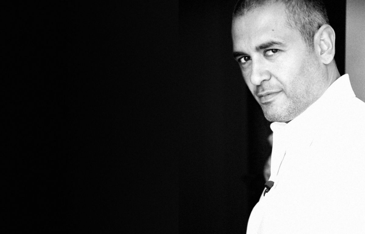 بالصور- تعرفوا الى منزل المصمم اللبناني ايلي صعب... خمنوا كم مليون دولار يبلغ ثمنه؟